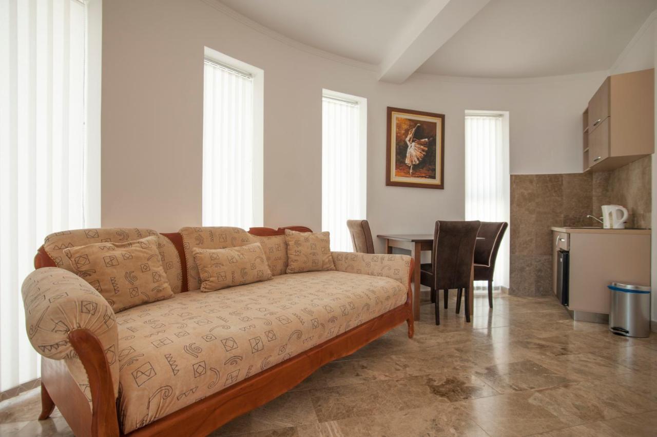 Guest House Przno Bay Sveti Stefan Εξωτερικό φωτογραφία